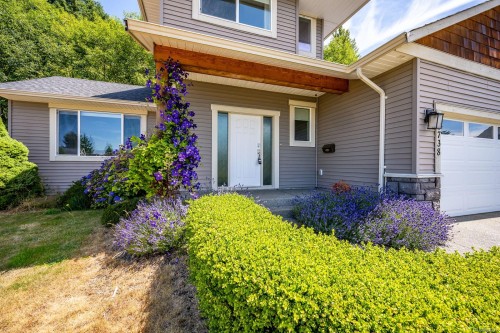 4738 Cruickshank Pl, Courtenay, BC 