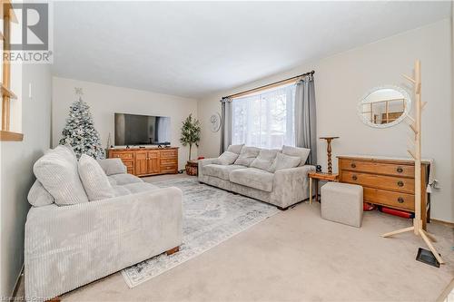 78 Linnwood Avenue, Cambridge, ON - Indoor Photo Showing Living Room