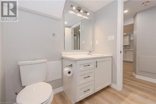 78 Linnwood Avenue, Cambridge, ON - Indoor Photo Showing Bathroom