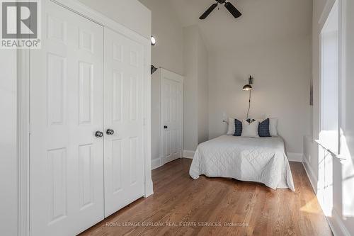 599 Cumberland Avenue, Burlington, ON - Indoor Photo Showing Bedroom