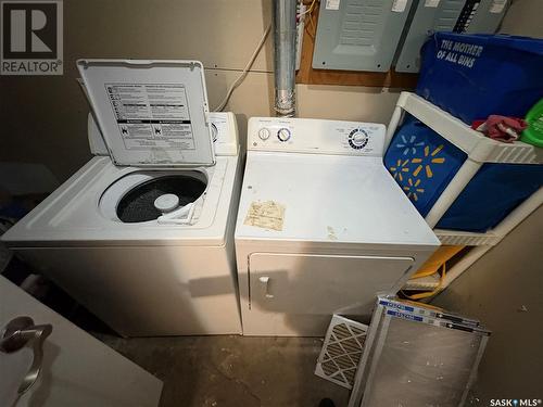 2346 Mcara Street, Regina, SK - Indoor Photo Showing Laundry Room