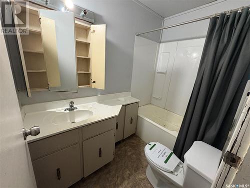 2346 Mcara Street, Regina, SK - Indoor Photo Showing Bathroom