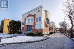 2 - 1204 SHILLINGTON AVENUE  Ottawa, ON K1Z 7Z4