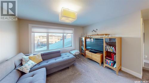 4362 Sage Drive, Regina, SK - Indoor Photo Showing Living Room