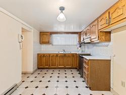 Kitchen - 