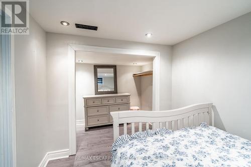 219 Rodgers Road, Hamilton, ON - Indoor Photo Showing Bedroom