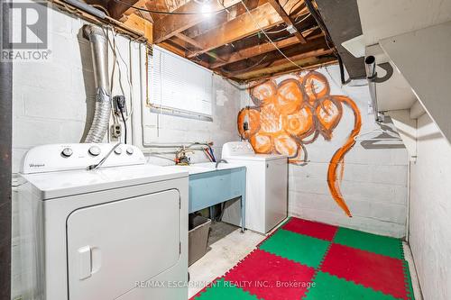 219 Rodgers Road, Hamilton, ON - Indoor Photo Showing Laundry Room