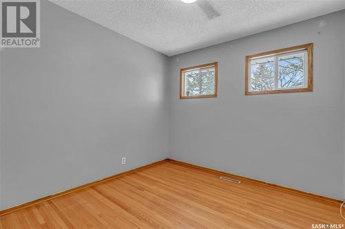 3519 6Th Avenue N, Regina, SK - Indoor Photo Showing Other Room