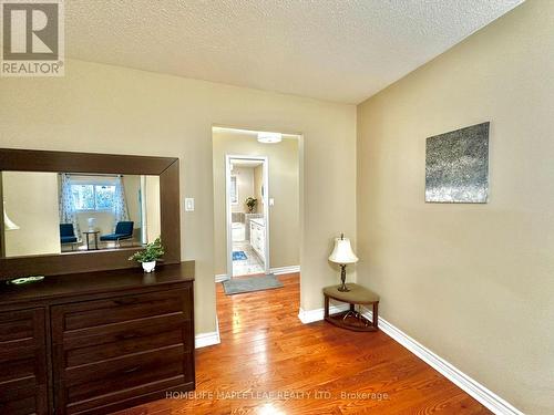 1613 Stillriver Crescent, Mississauga, ON - Indoor Photo Showing Other Room