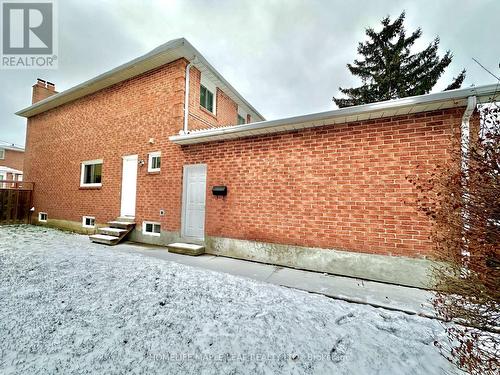 1613 Stillriver Crescent, Mississauga, ON - Outdoor