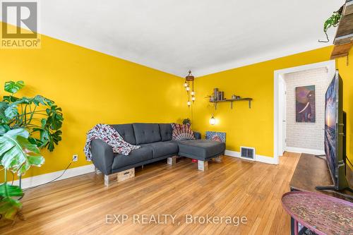 101 Erin Avenue, Hamilton, ON -  Photo Showing Other Room