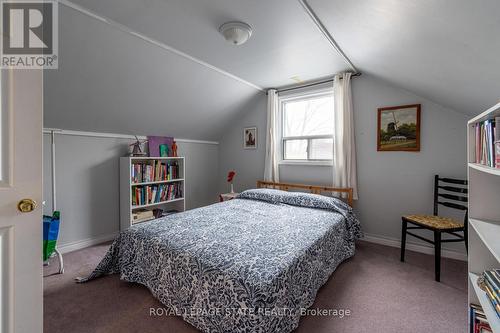 539 Mohawk Road W, Hamilton, ON - Indoor Photo Showing Bedroom