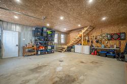 Garage - 