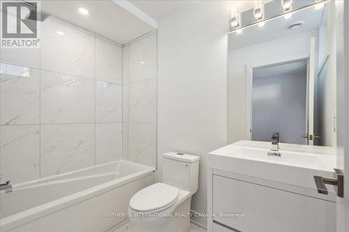 683 Melbourne Avenue, Ottawa, ON - Indoor Photo Showing Bathroom