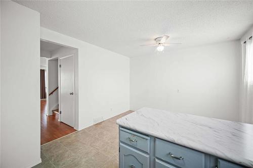 113 Kinver Avenue, Winnipeg, MB - Indoor