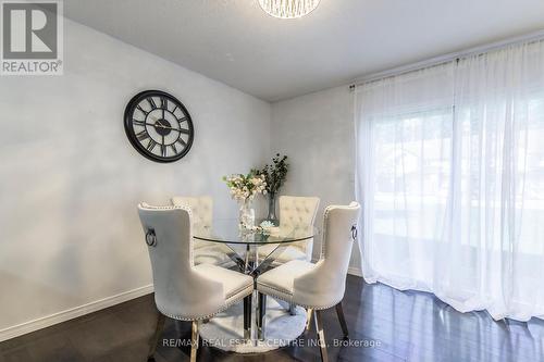 310 Fallowfield Drive, Kitchener, ON - Indoor Photo Showing Dining Room