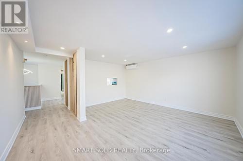 198 Silver Aspen Crescent, Kitchener, ON - Indoor Photo Showing Other Room