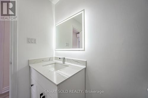 198 Silver Aspen Crescent, Kitchener, ON -  Photo Showing Bathroom