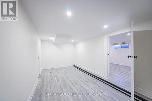 198 Silver Aspen Crescent, Kitchener, ON - Indoor Photo Showing Other Room