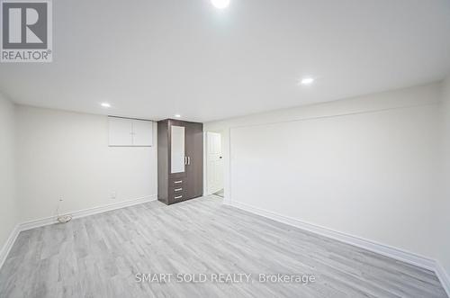 198 Silver Aspen Crescent, Kitchener, ON - Indoor Photo Showing Other Room