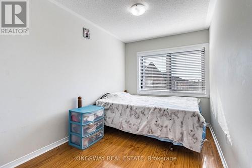 5821 Tiz Road, Mississauga, ON - Indoor Photo Showing Bedroom