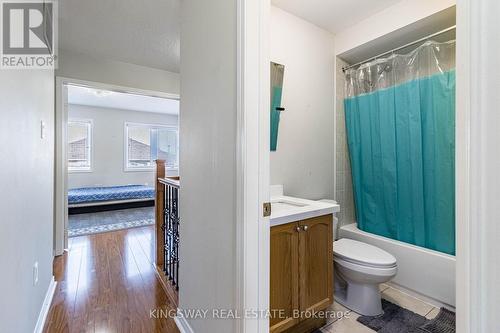 5821 Tiz Road, Mississauga, ON - Indoor Photo Showing Bathroom