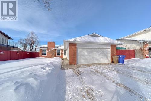 164 Krivel Crescent, Regina, SK - Outdoor