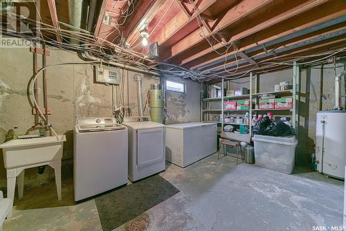 164 Krivel Crescent, Regina, SK - Indoor Photo Showing Laundry Room