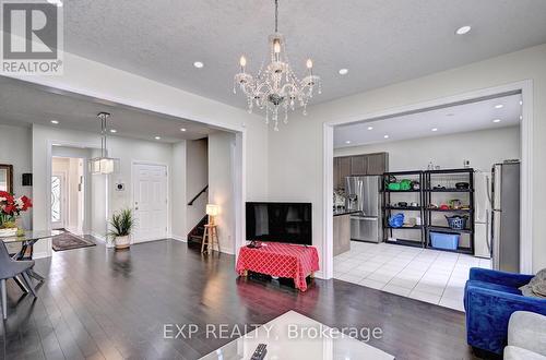 52 Weatherall Avenue, Cambridge, ON - Indoor Photo Showing Living Room