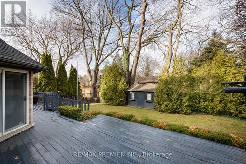 4011 Lantern Lane, Burlington, ON - Outdoor With Deck Patio Veranda