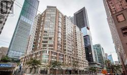 1002 - 717 BAY STREET  Toronto, ON M5G 2J9