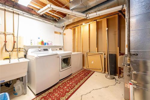 47 Hedgestone Crescent, Winnipeg, MB - Indoor Photo Showing Laundry Room