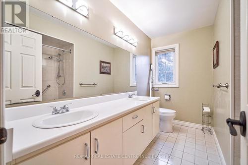 4493 Badminton Drive, Mississauga, ON - Indoor Photo Showing Bathroom