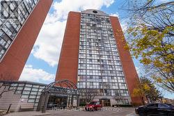 1616 - 4185 SHIPP DRIVE  Mississauga, ON L4Z 2Y9