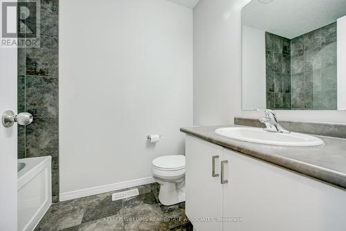 67 Eliza Avenue, Kitchener, ON - Indoor Photo Showing Bathroom