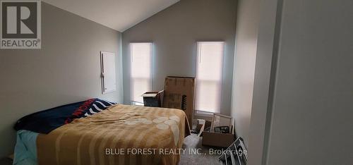 21 Arcadia Crescent, London, ON - Indoor Photo Showing Bedroom