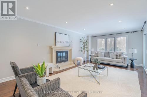 1836 Friar Tuck Court, Mississauga, ON - Indoor Photo Showing Living Room With Fireplace