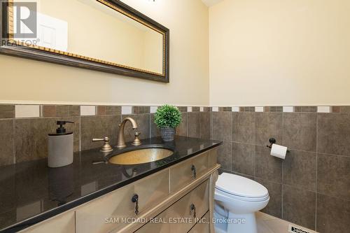 1836 Friar Tuck Court, Mississauga, ON - Indoor Photo Showing Bathroom