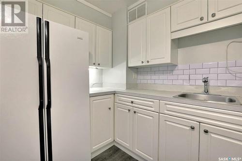 23 4341 Rae Street, Regina, SK - Indoor Photo Showing Kitchen