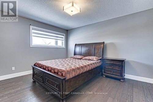 998 Loft Court, London, ON - Indoor Photo Showing Bedroom