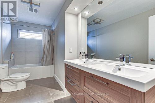 998 Loft Court, London, ON - Indoor Photo Showing Bathroom