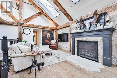 1486 Kenmuir Avenue, Mississauga, ON - Indoor Photo Showing Living Room With Fireplace