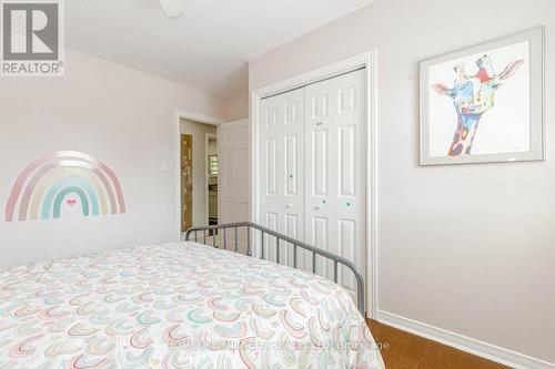 1057 Roosevelt Road, Mississauga, ON - Indoor Photo Showing Bedroom