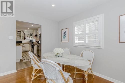 1057 Roosevelt Road, Mississauga, ON - Indoor Photo Showing Dining Room