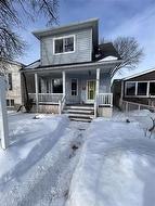 115 Vivian AVE  Winnipeg, MB R2M 0E6