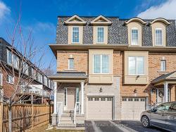 15-2220 Queensway Drive  Burlington, ON L7R 0E7