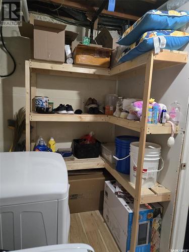 1840 Quebec Street, Regina, SK - Indoor Photo Showing Laundry Room