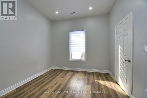 195 Picton Street E, Hamilton, ON - Indoor Photo Showing Other Room