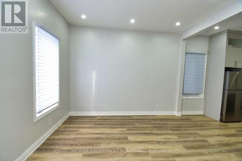 195 Picton Street E, Hamilton, ON - Indoor Photo Showing Other Room