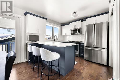 167 Dunsmore Drive, Regina, SK - Indoor Photo Showing Kitchen